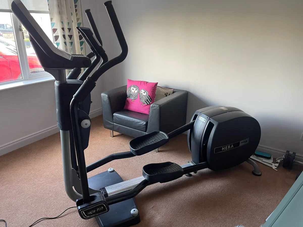 Cross Trainer - Image 2