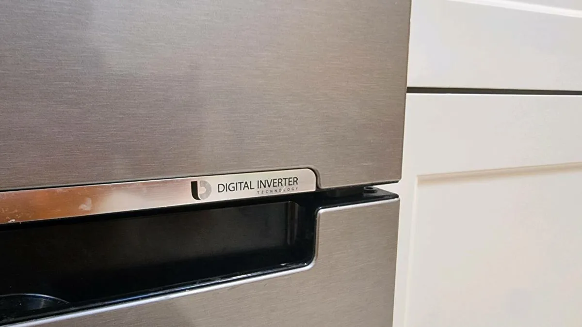 Samsung RB31 with Digital inverter - Image 2