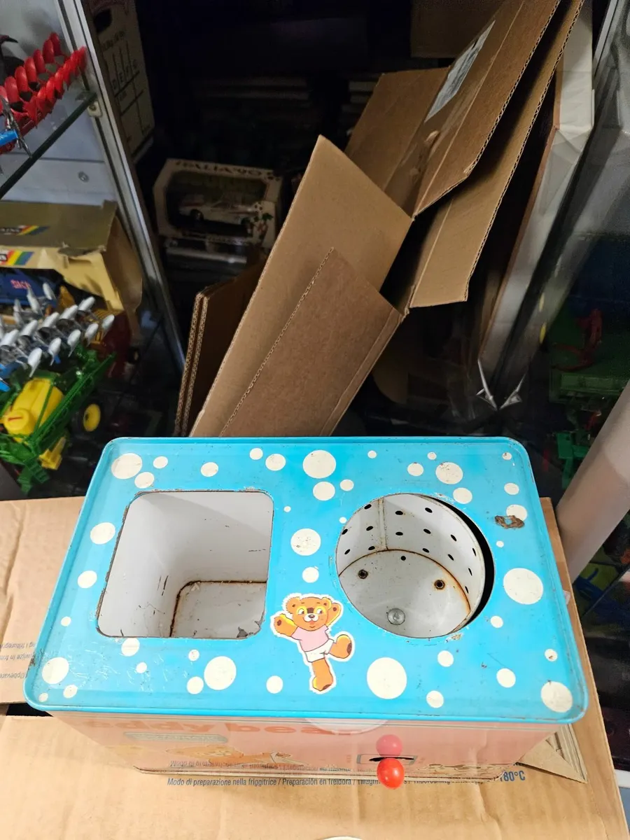 Vintage Chad Valley Tinplate Washing Machine - Image 2