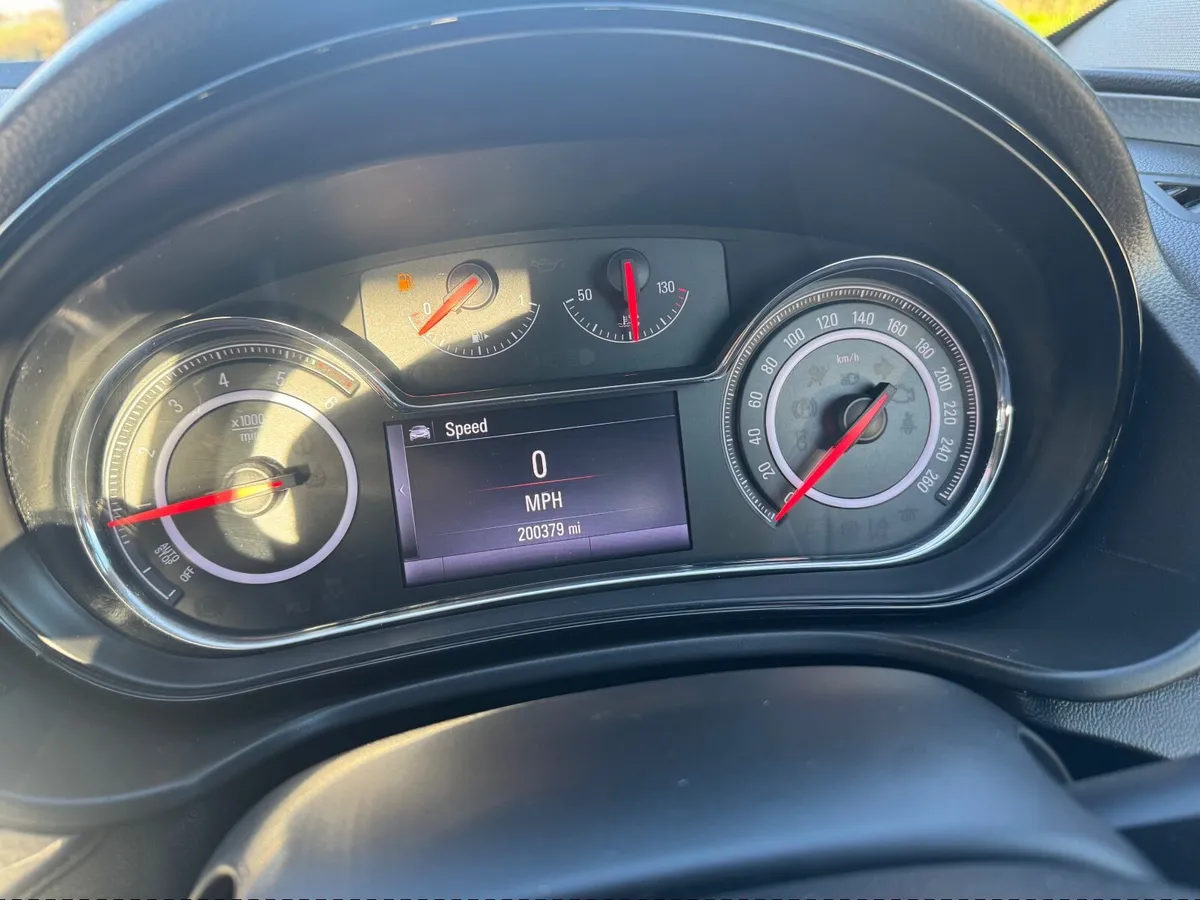 Opel Insignia 2015 - Image 3