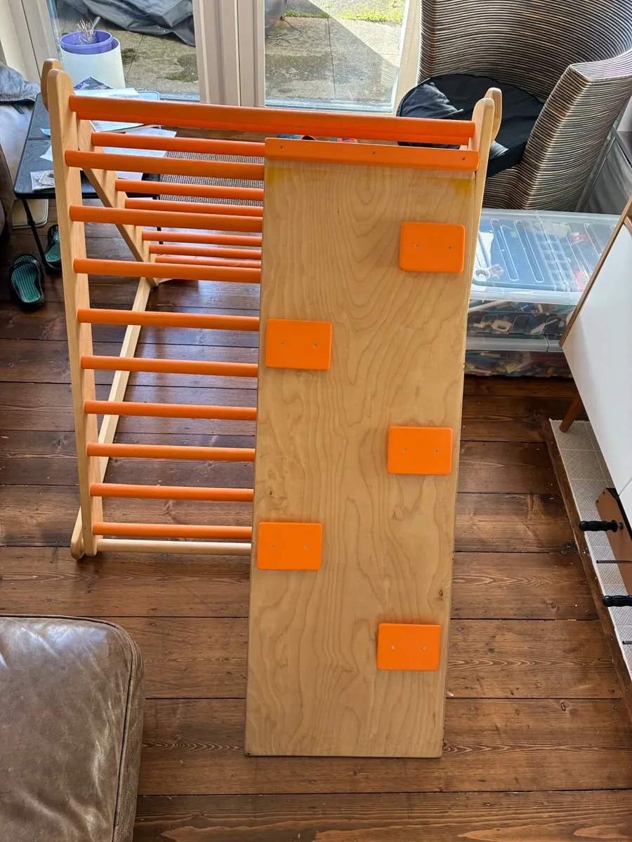 Piklar Frame - Image 1