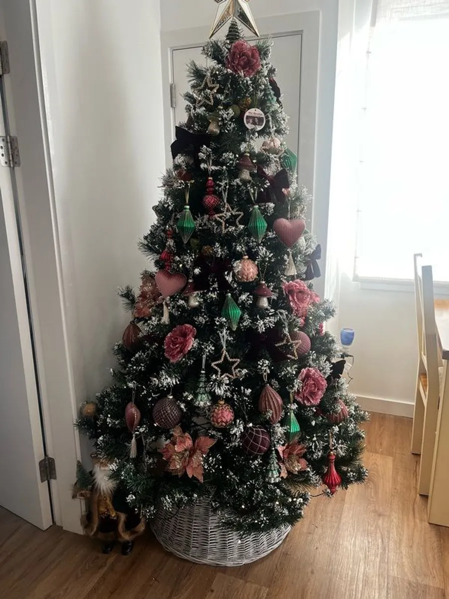 Christmas tree - Image 1