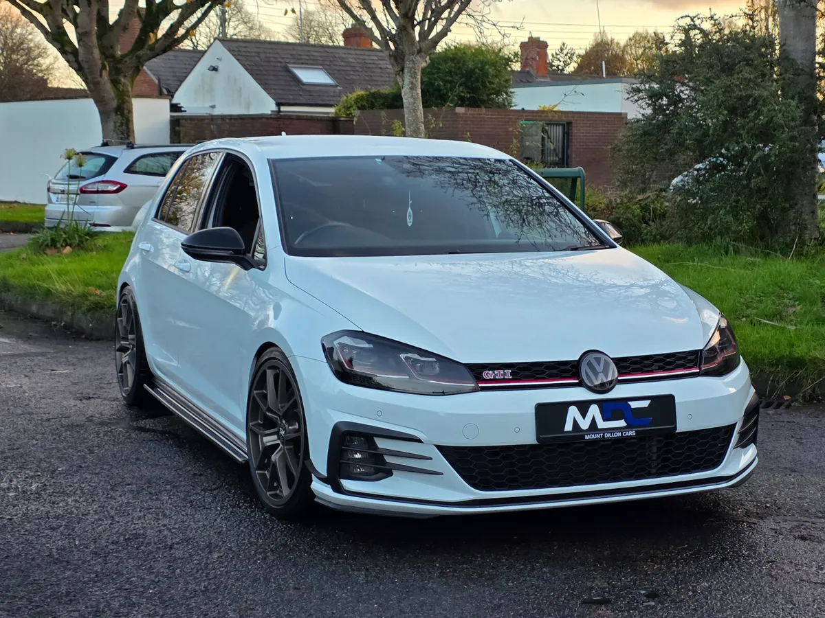 Volkswagen Golf GTI MK7.5 Performance DSG 2017 - Image 3