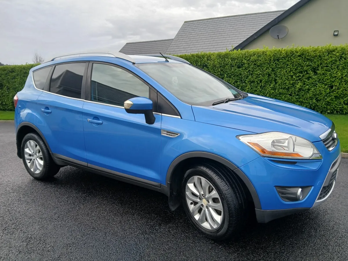 Ford Kuga 2010 - Image 1