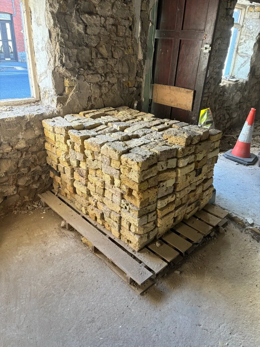 Salvaged yellow bricks - Image 1