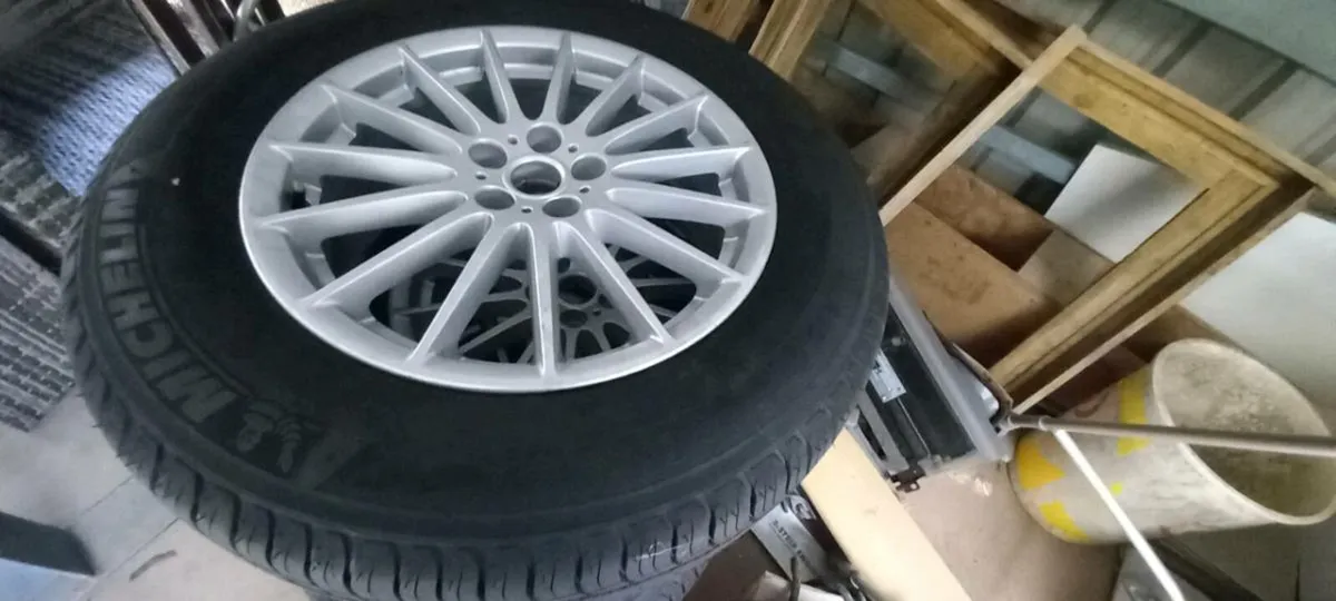 Brand new Michelin tyres, 235/55/18, & new alloys - Image 2