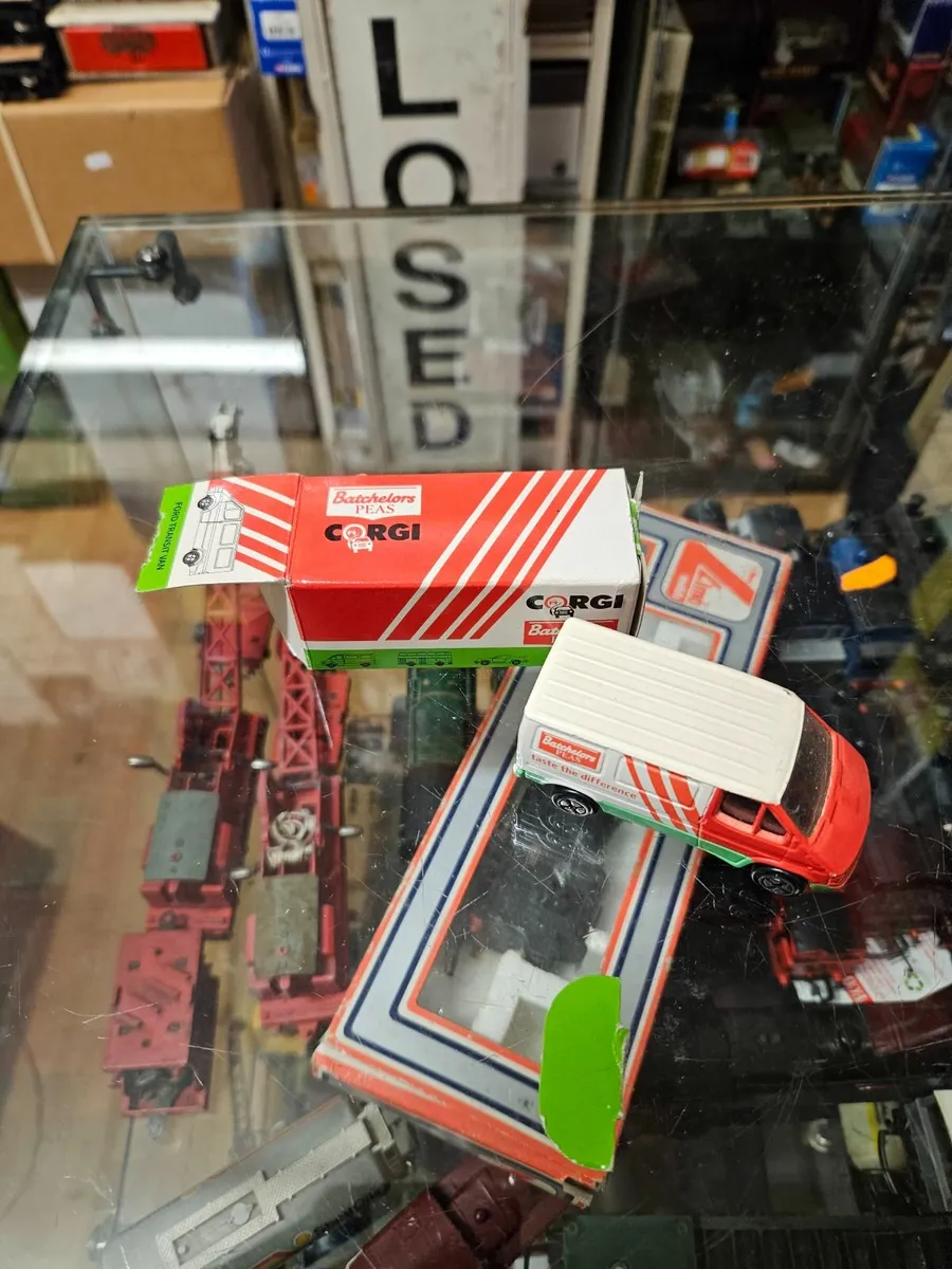 Corgi Bachelors Peas Ford Transit - Image 2