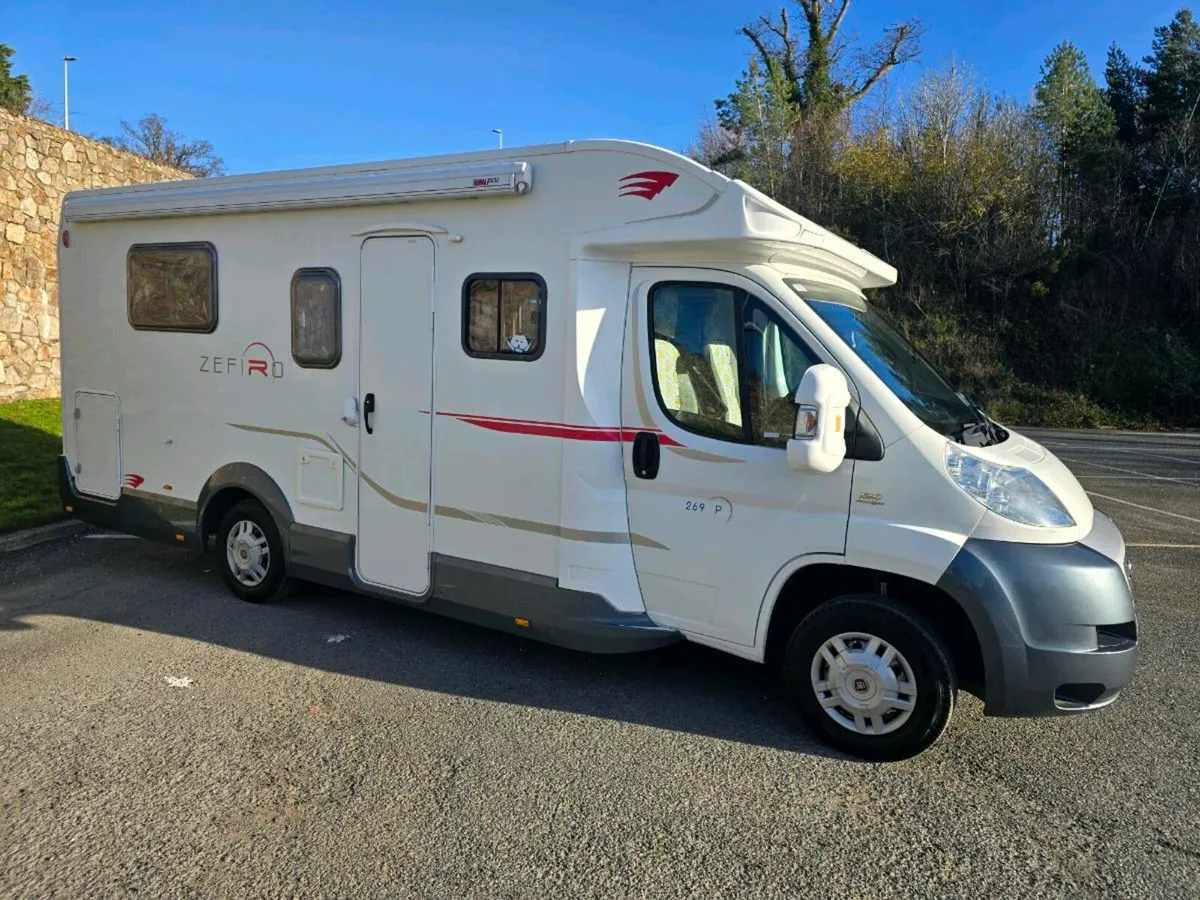 2014 ROLLER TEAM ZEFIRO 269P R.H.D ISLAND BED - Image 4