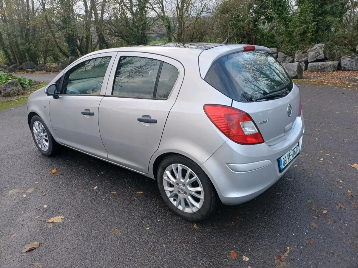 Vauxhall corsa 09 1.2petrol  new Nct 11/26 - Image 4