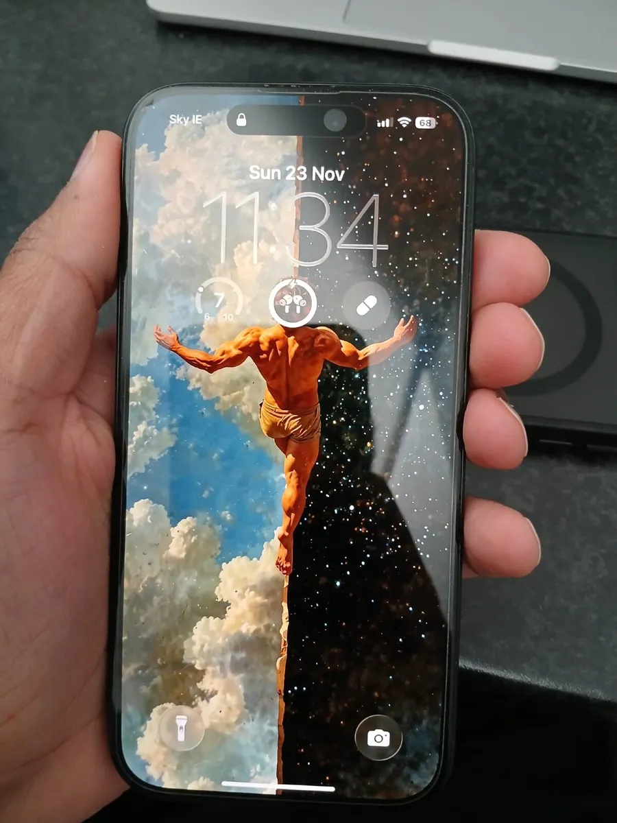 iPhone 15 – 128GB – Like New (Class A) + Cases - Image 2