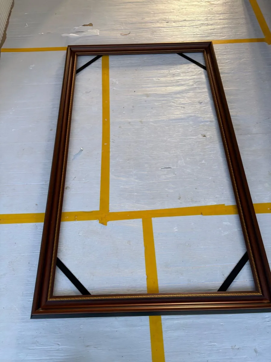 TV Frame - Image 2
