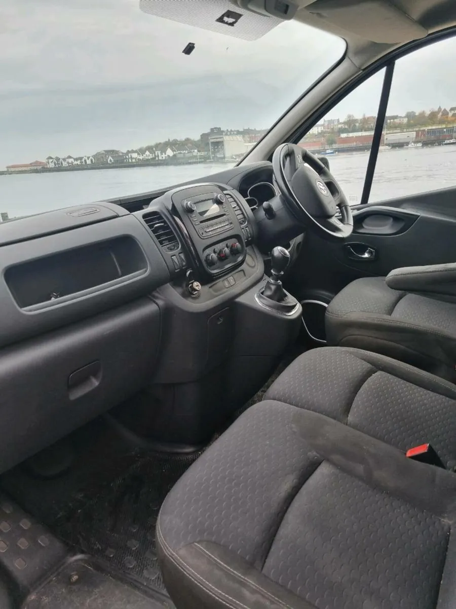 Vauxhall Vivaro 2018 - Image 3