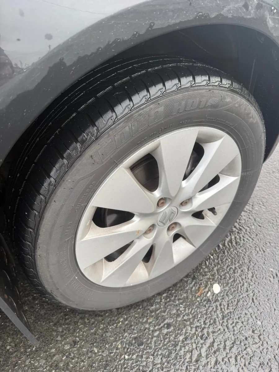 Suzuki Splash 2009 - Image 4