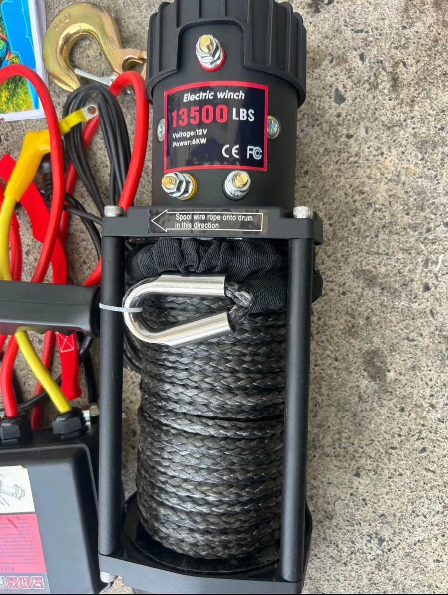Winch 12v 6tone  24Meter Synthetic Rope heavy duty - Image 4