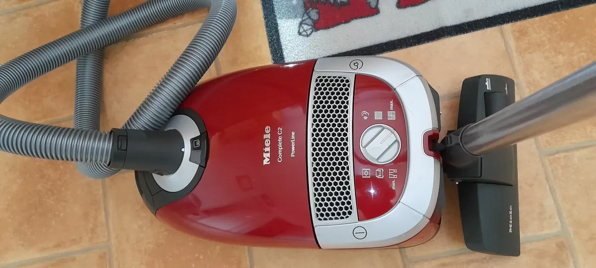 Miele vacuum/Hoover cleaner - Image 2