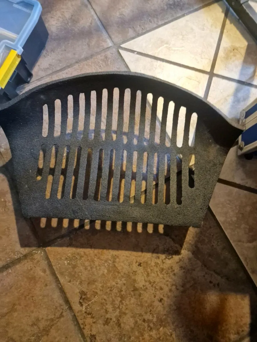 Fire grate - Image 1