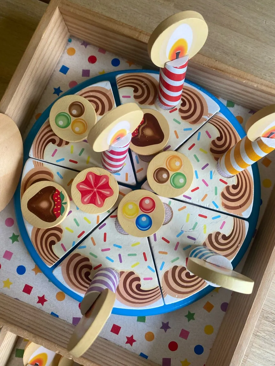 Melissa and Doug Birthday Cake - Image 2
