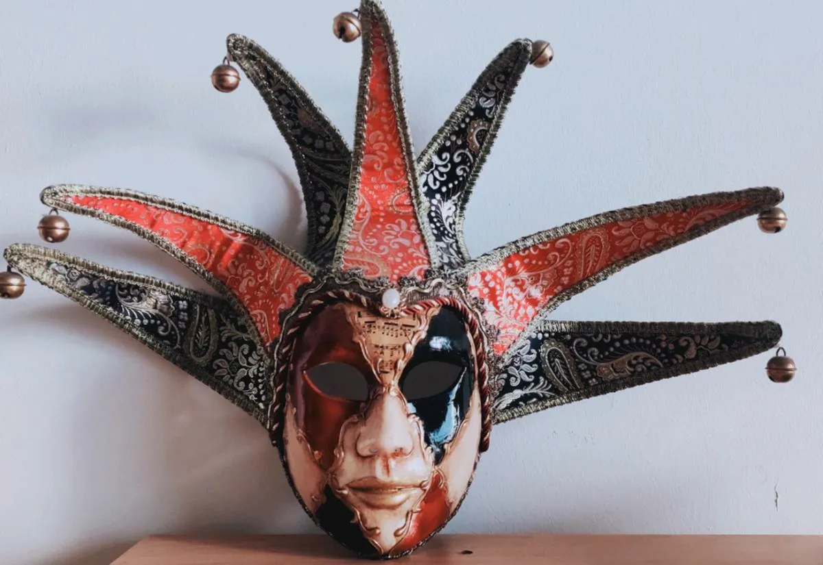 Venetian Jester Masquerade Mask - Image 2