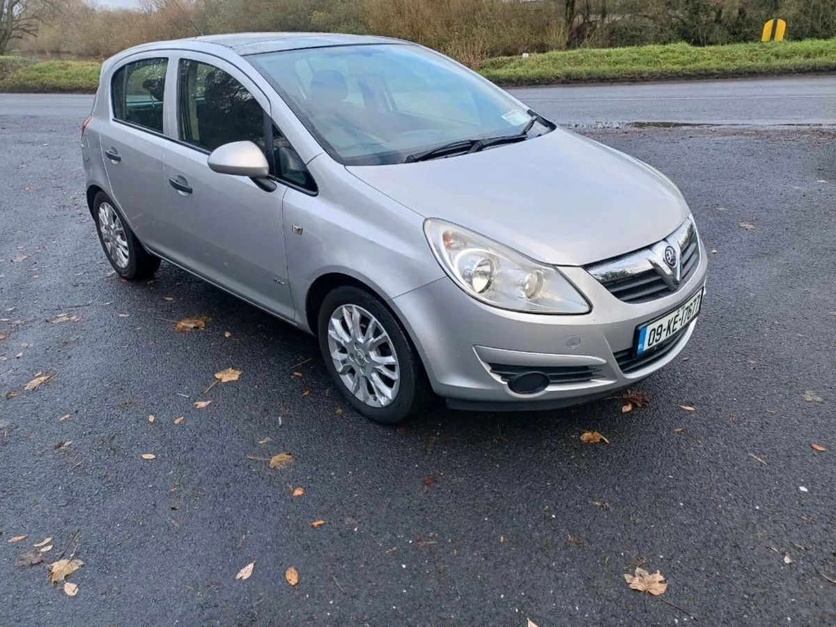 Vauxhall corsa 09 1.2petrol  new Nct 11/26 - Image 1