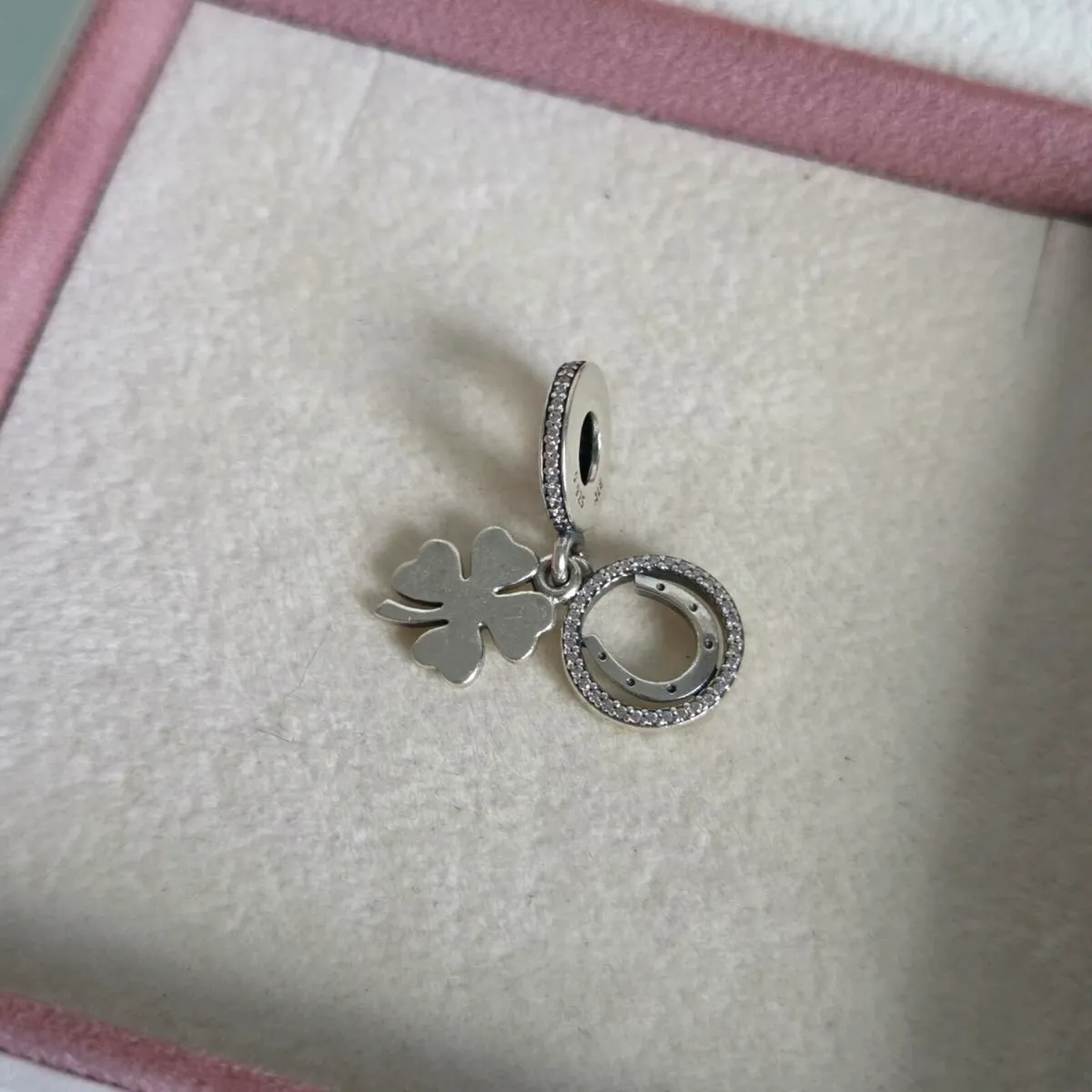 Pandora lucky Horseshoe clover dangle charm - Image 2