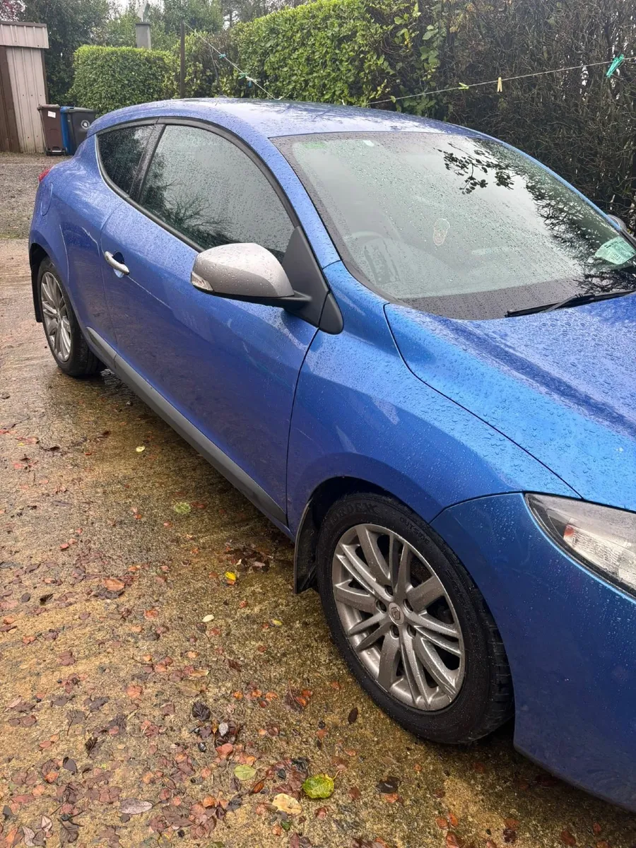 Renault Megane 2010 - Image 2
