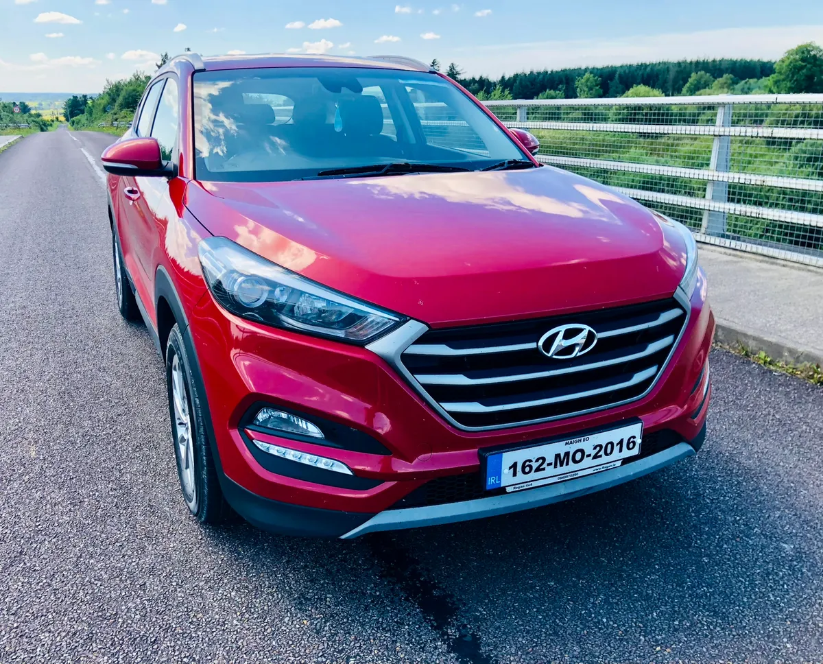 2016 Hyundai Tucson Executive - Image 3