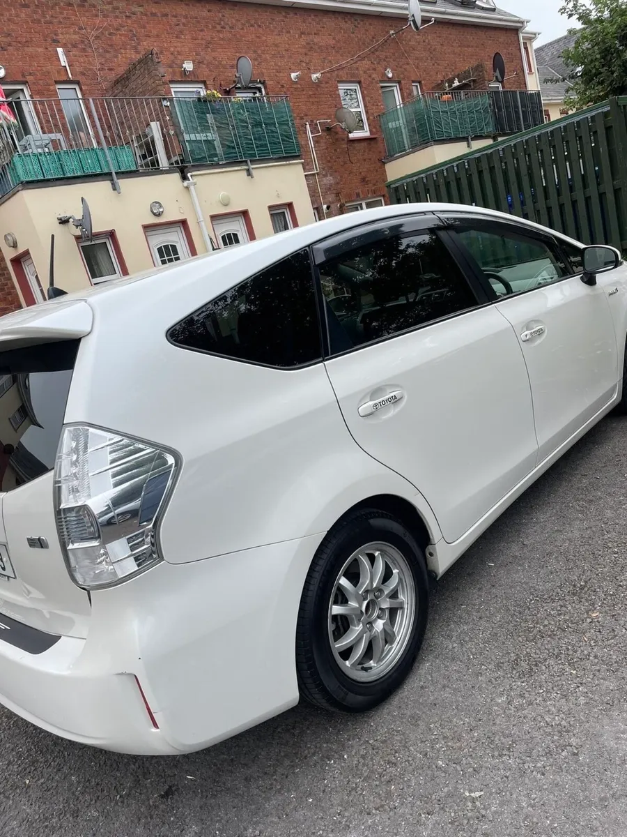 2012 Toyota Prius 7 Seater - Image 1