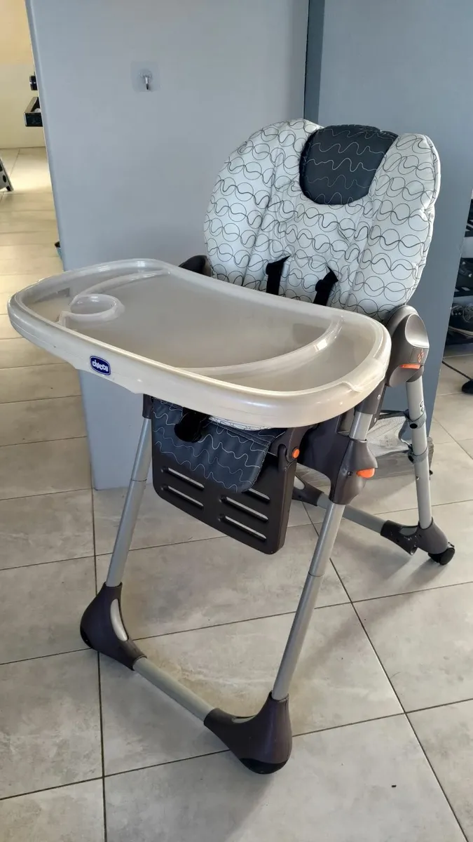Chicco Highchair - Image 4