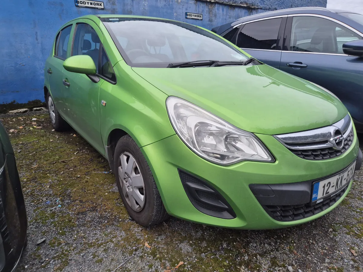 Lovely Opel Corsa 2012 - Image 2