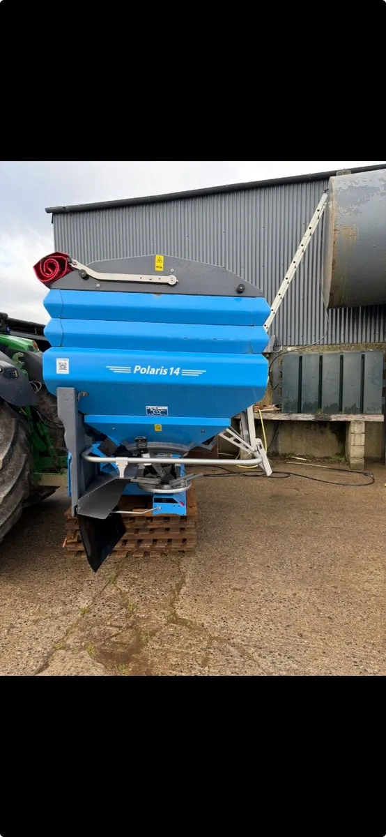 LEMKEN 4 Tonne Manure Spreader - Image 3