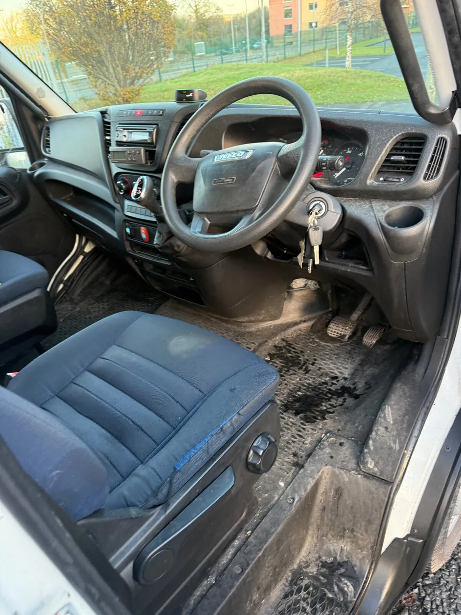 Iveco Daily 2017 Automatic - Image 3