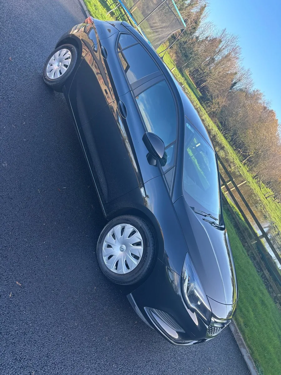 192 Opel Astra - Image 1