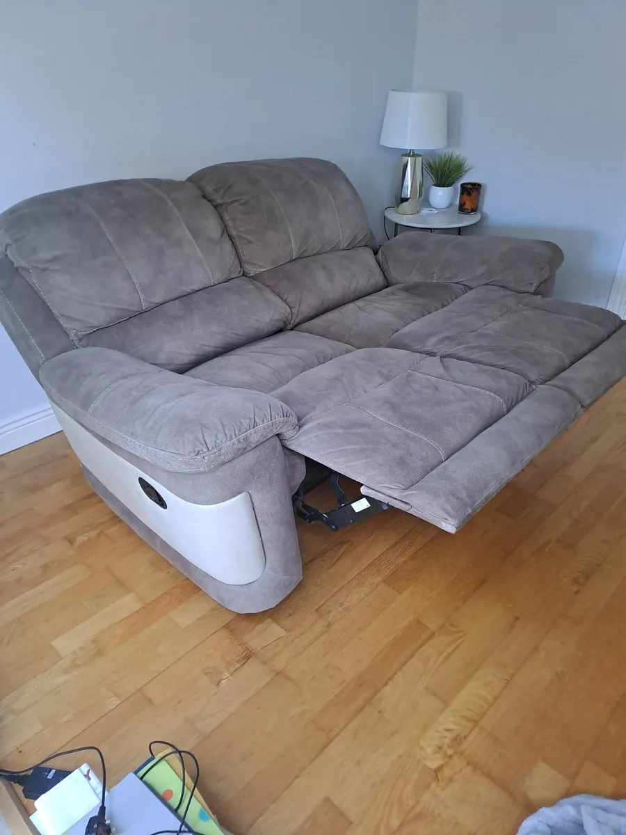 Couch  Sofa 2 seater manual recliner - Image 3