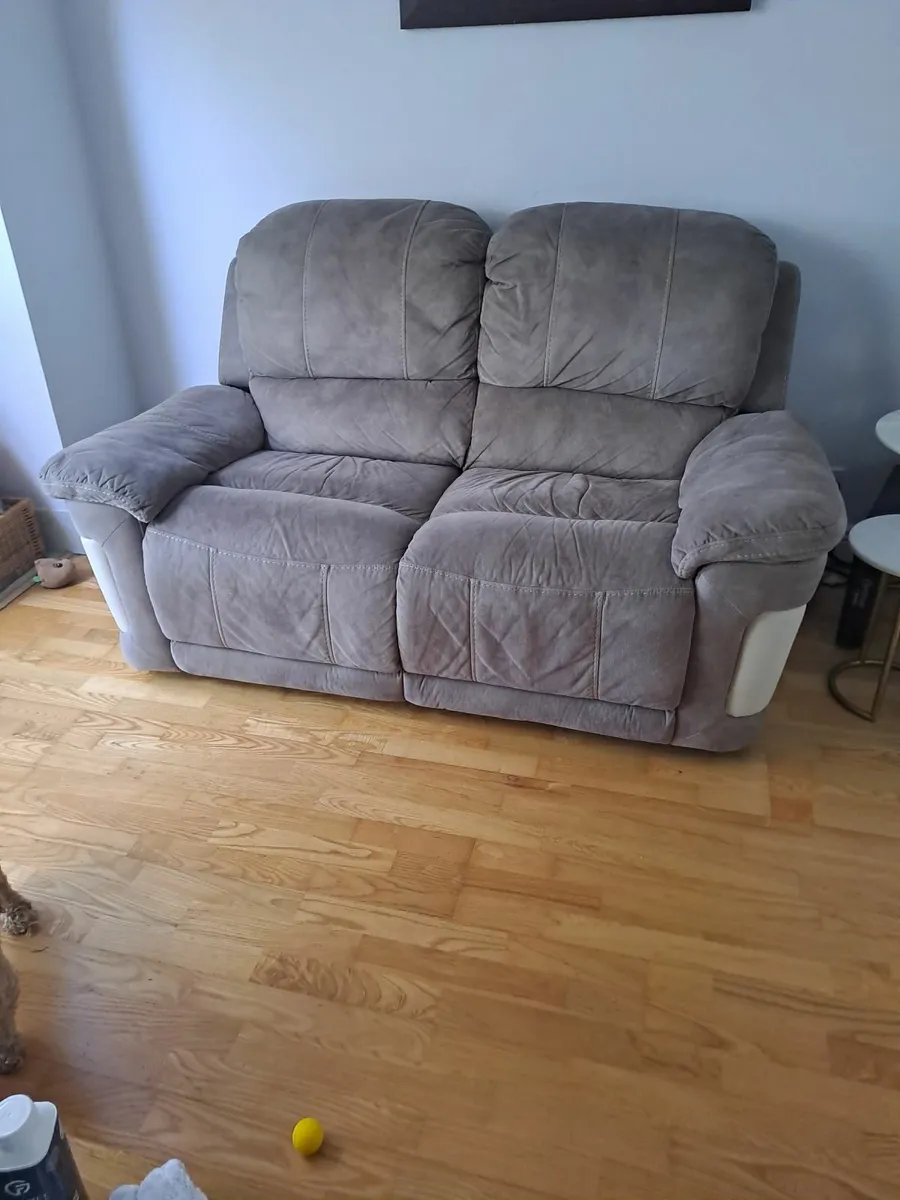 Couch  Sofa 2 seater manual recliner - Image 4