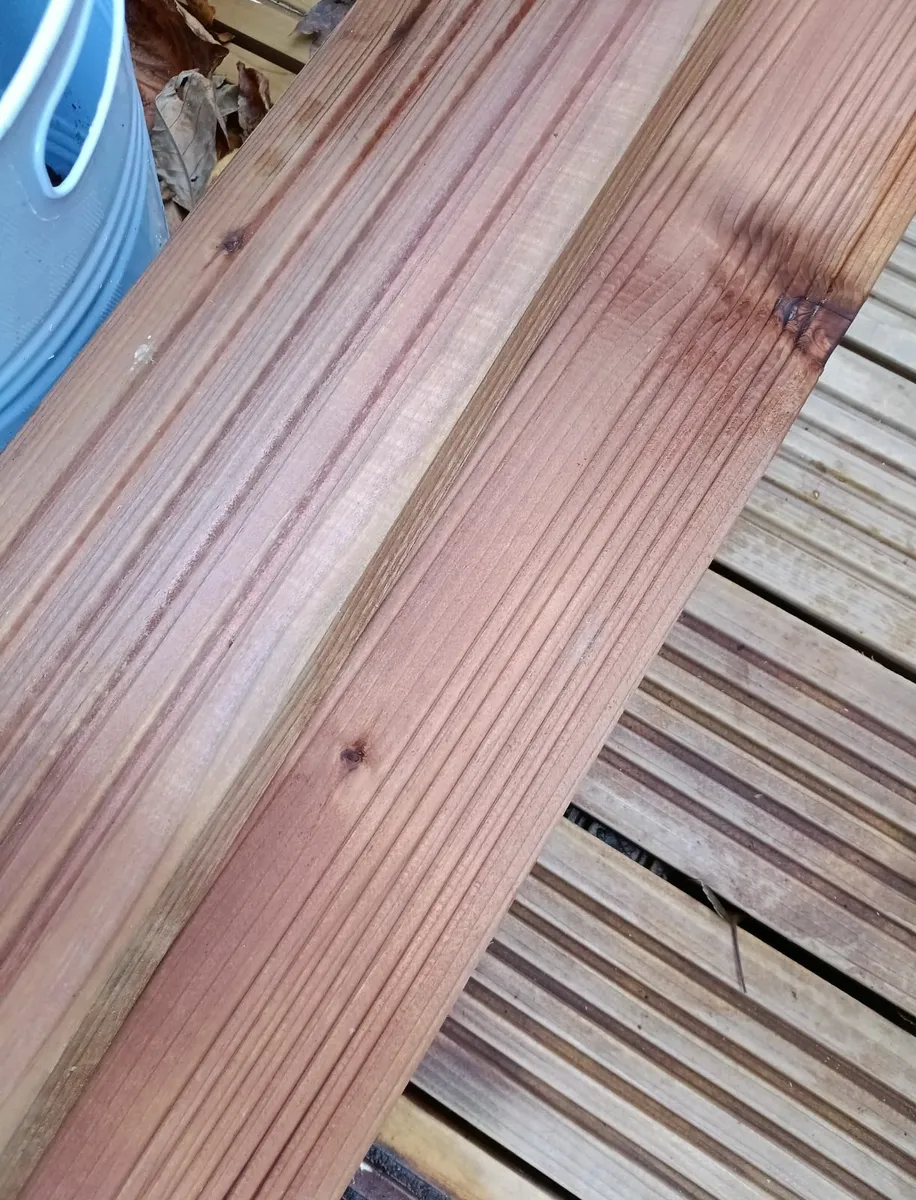 Decking (light brown 2.4m) - Image 3