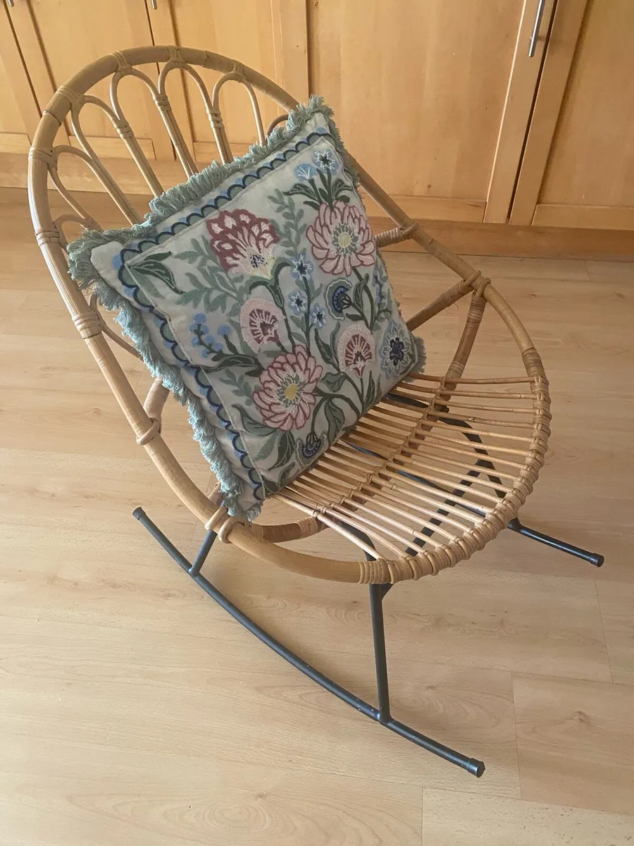 Rocking chair - Image 1