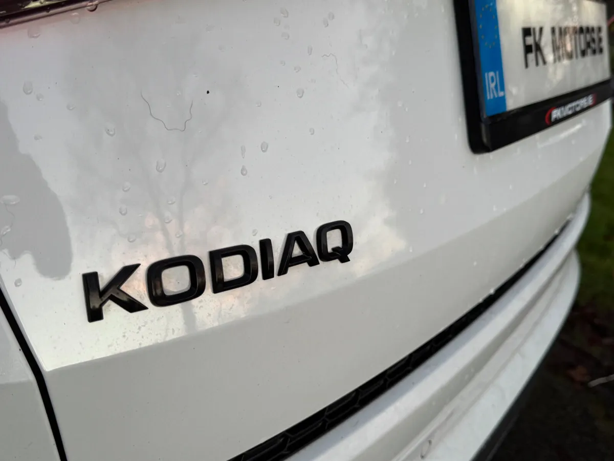 Skoda Kodiaq 2023 Sportline auto dsg sunroof - Image 3