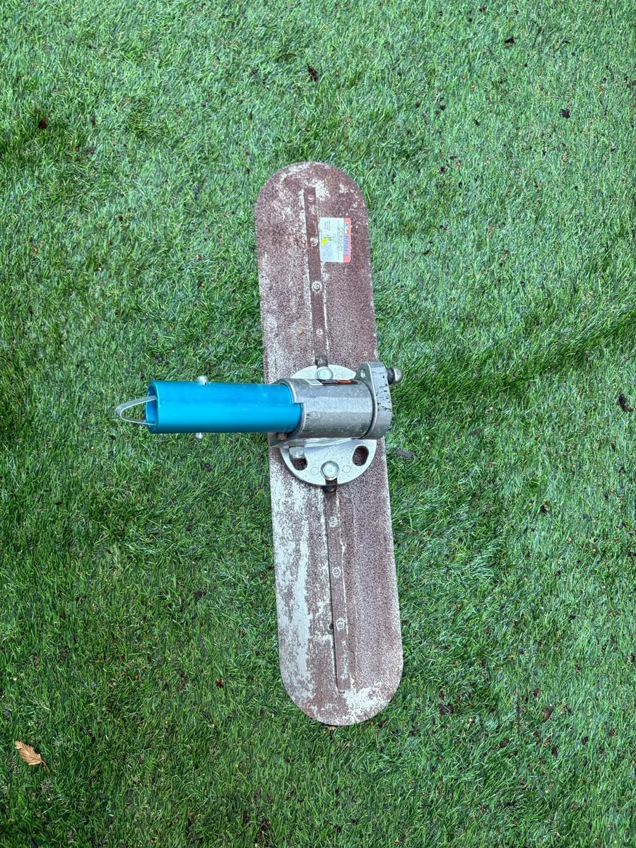 Concrete float - Image 1