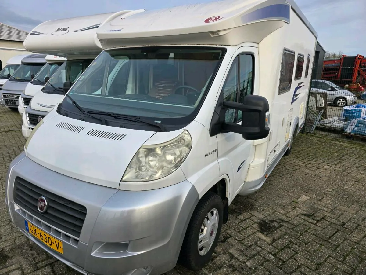 2008 EURA MOBIL TT670SB FRENCH BED VERY CLEAN - Image 3