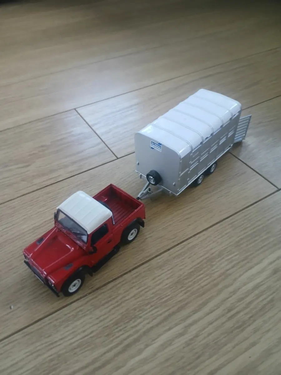 1:32 scale farm toys - Image 3