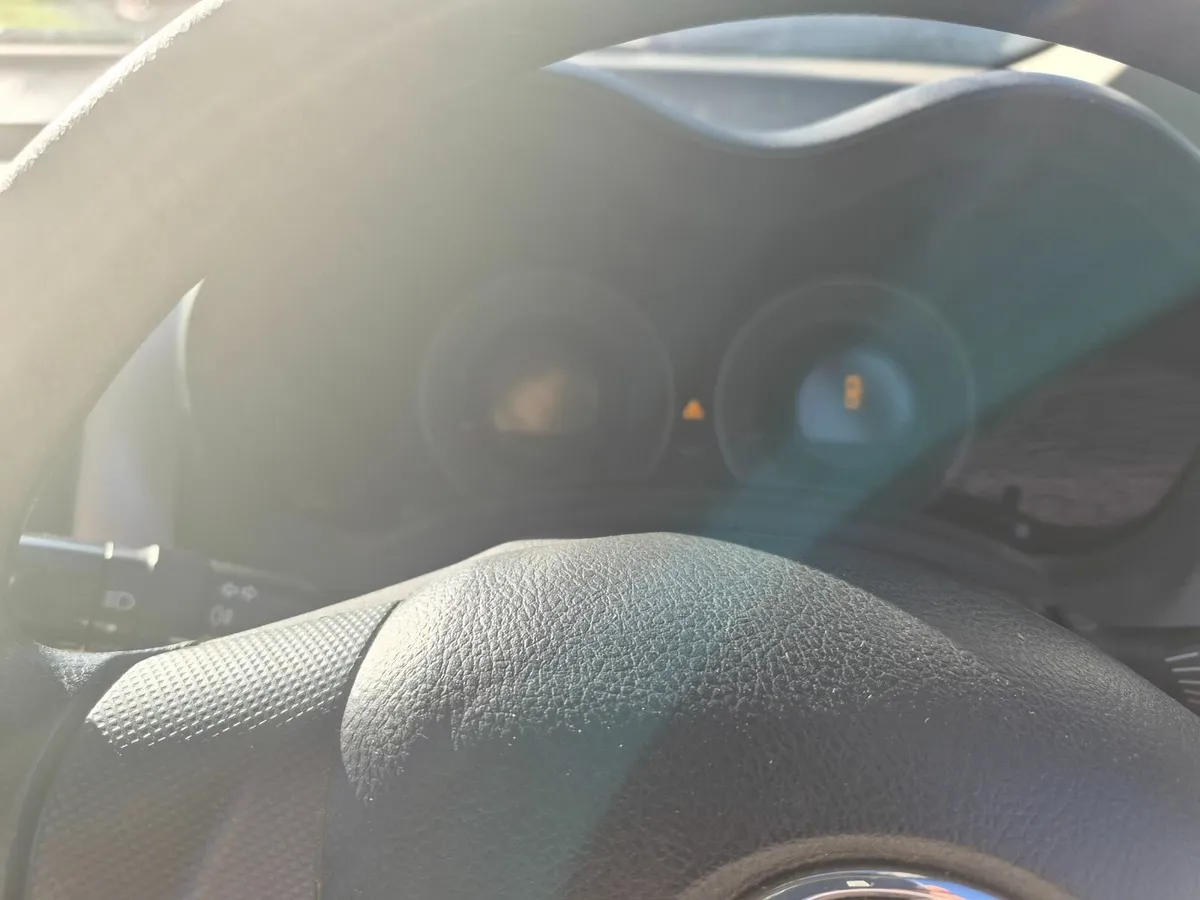 Toyota Auris 2008 - Image 1