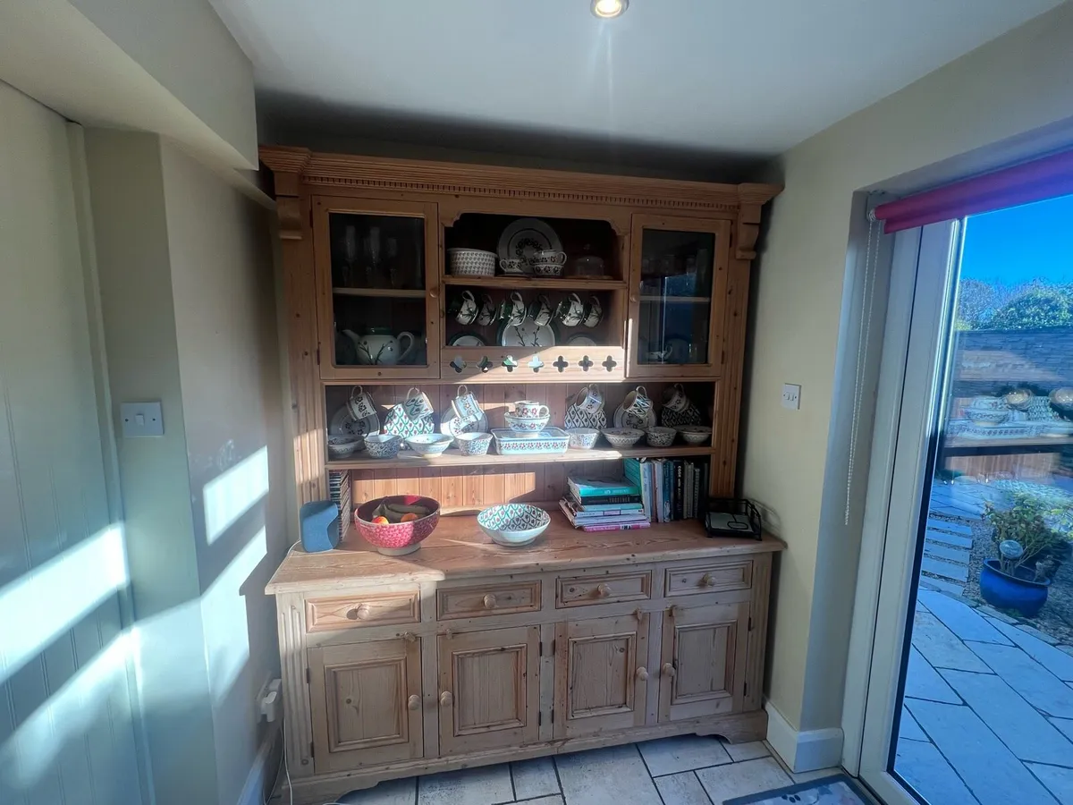 2 pce Kitchen Dresser - Image 4