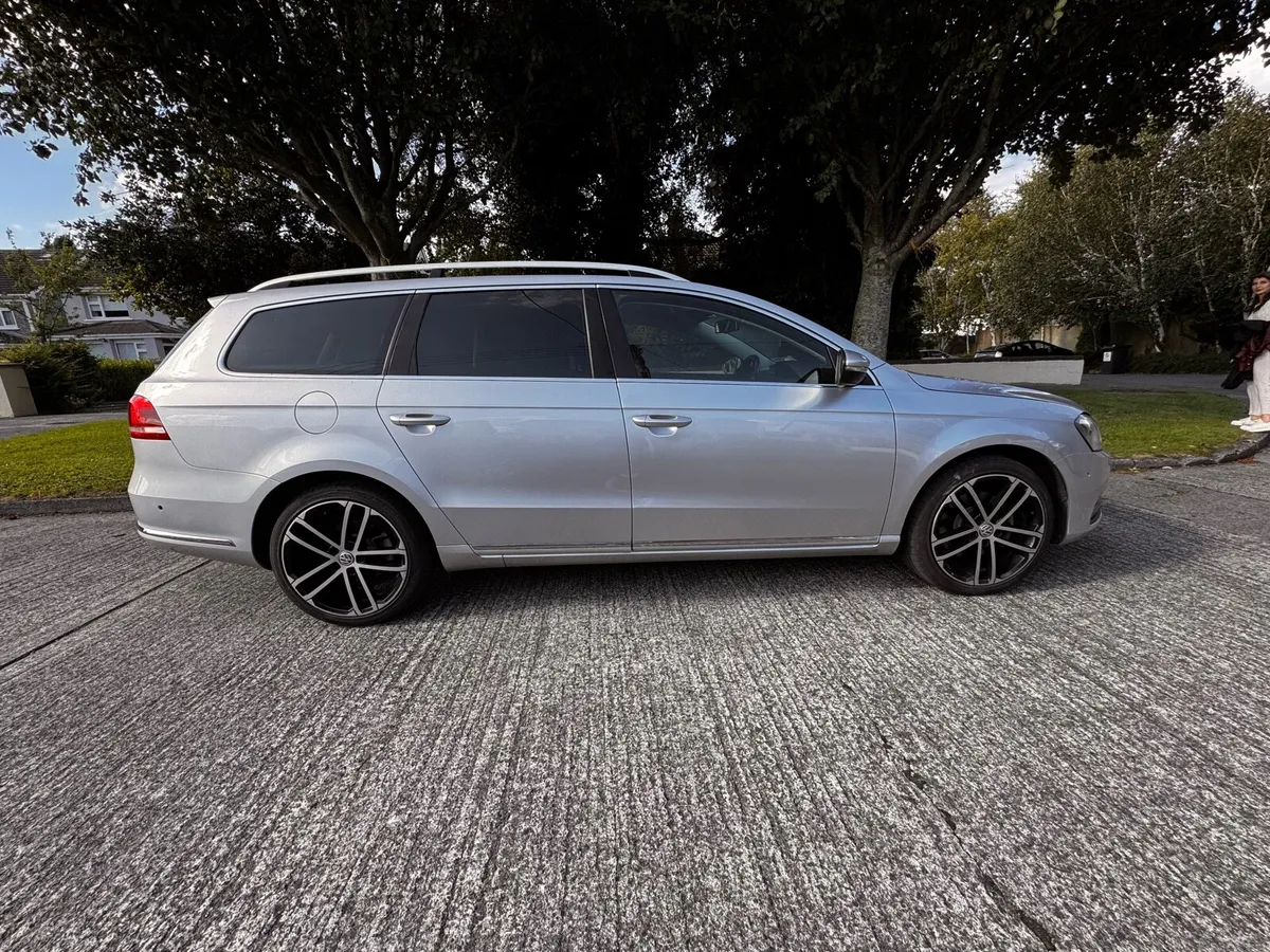 V Passat 1.4 L Automatic NCT 02/26 Tax 01/26 - Image 4