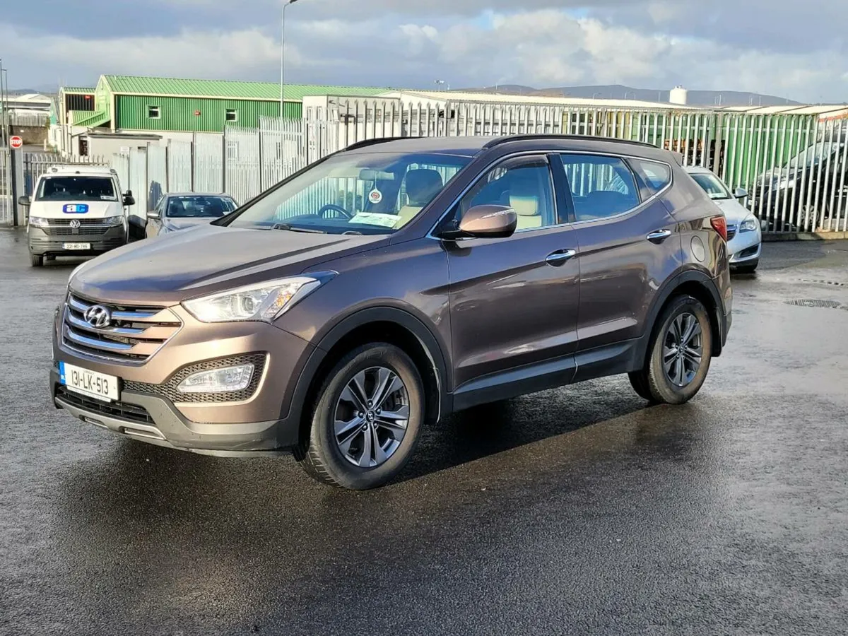 2013 Hyundai Santa Fe 2.2 Diesel 7 Seater - Image 1