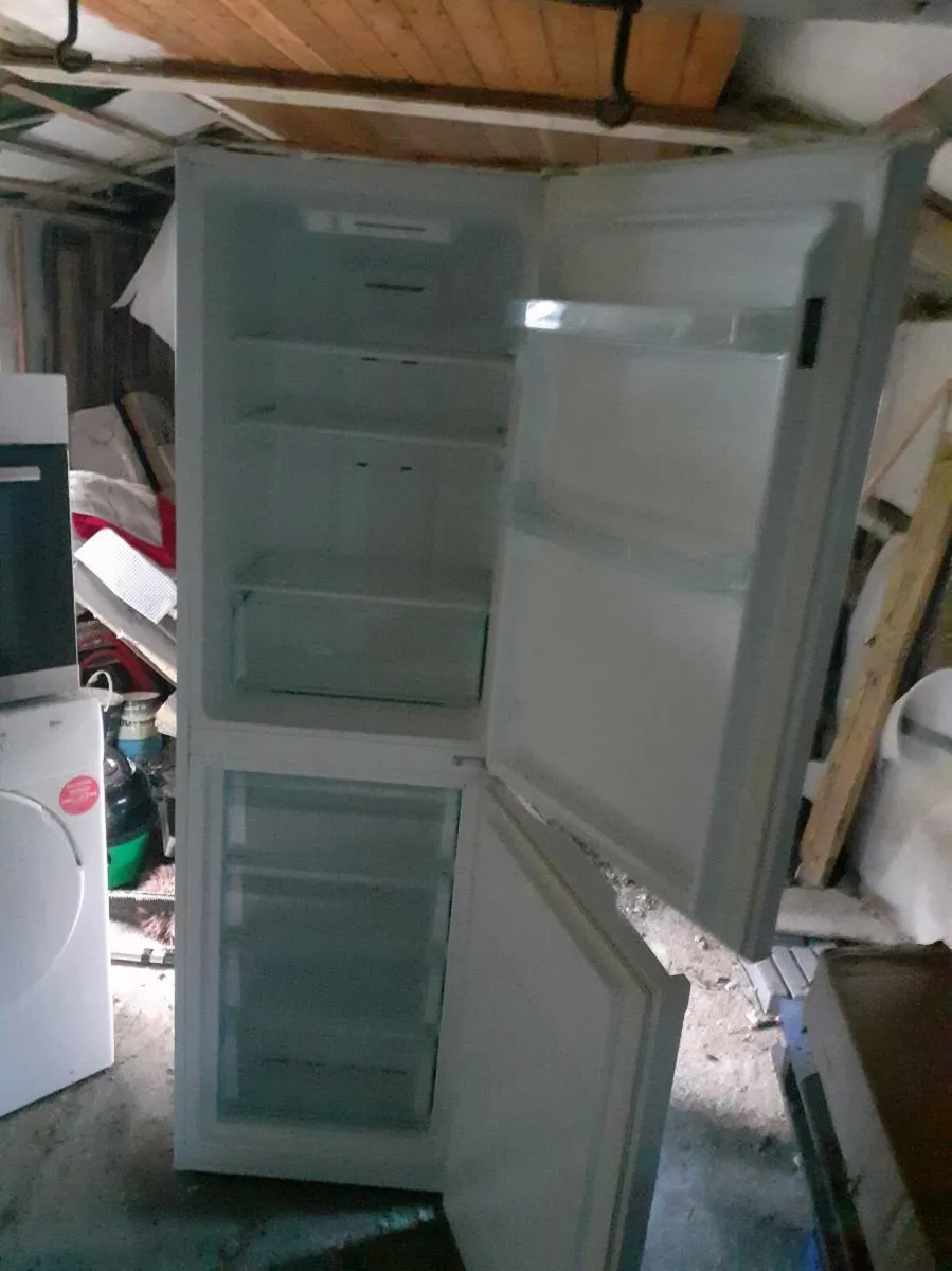 Fridge freezer - Image 2
