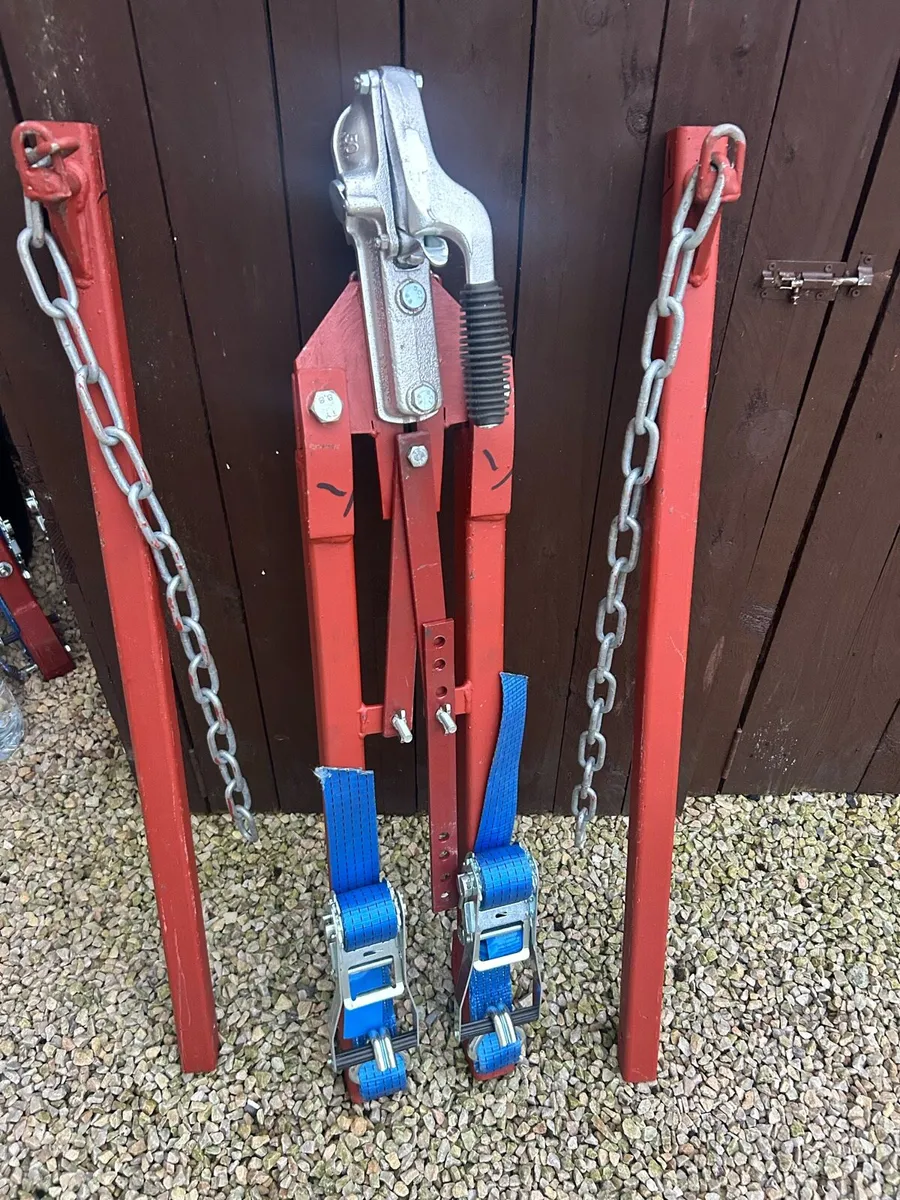 Towing a frame dolly car transporter recovery - Image 1