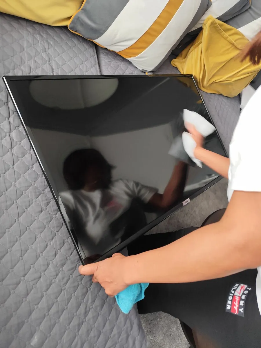 TV,,,, Television - Image 2