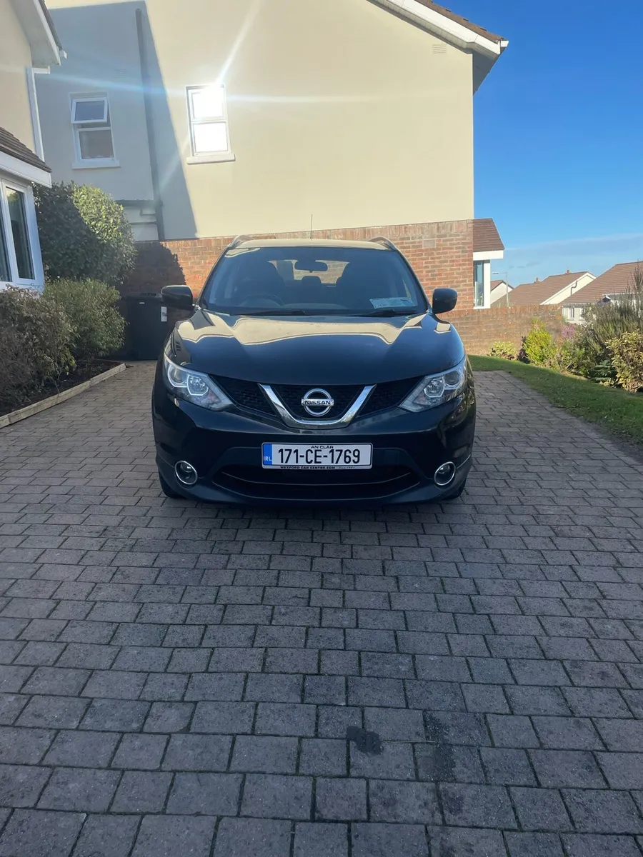 2017 Nissan Qashqai 1.2 Petrol, Immaculate, - Image 1