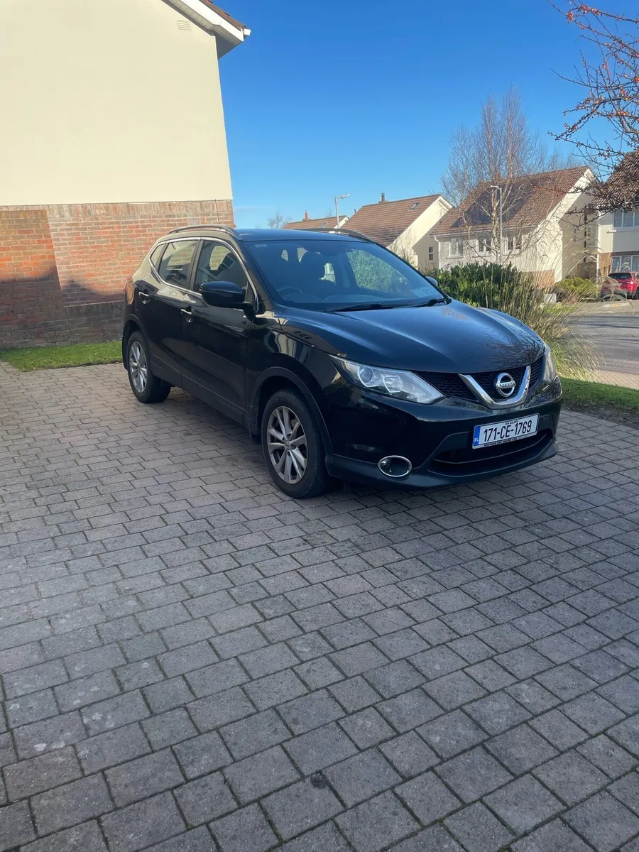 2017 Nissan Qashqai 1.2 Petrol, Immaculate, - Image 2