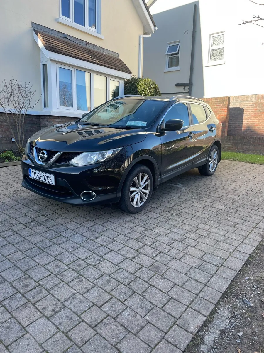 2017 Nissan Qashqai 1.2 Petrol, Immaculate, - Image 3